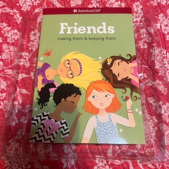 American Girl Truly Me Street Chic Collection with Purple and Red - Picture 7 of 9